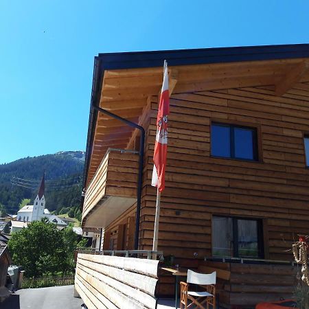 Haus Riefli- Monique Apartment Sankt Anton am Arlberg Exterior photo